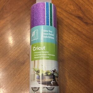Cricut Glitter Vinyl - Princess Sample NWT